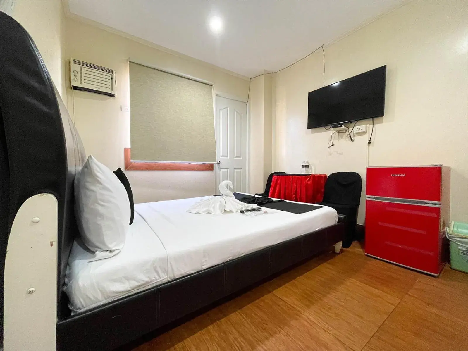 Bed in Chanel Paris Hotel powered by Cocotel